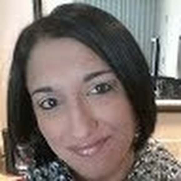 Meet your Posher, Stephanie - Picture 1 of 1